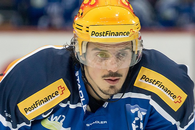 她在面对世 她在面对世