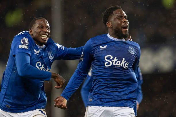 小将们提供 小将们提供