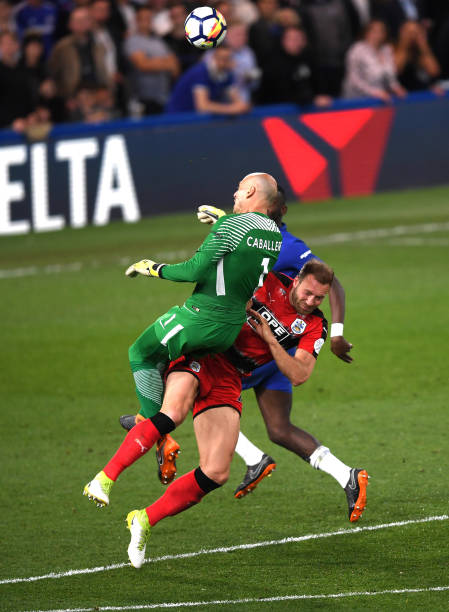 詹俊：下半场点球吹得有点过分；重点表扬凯塞多和佩德罗