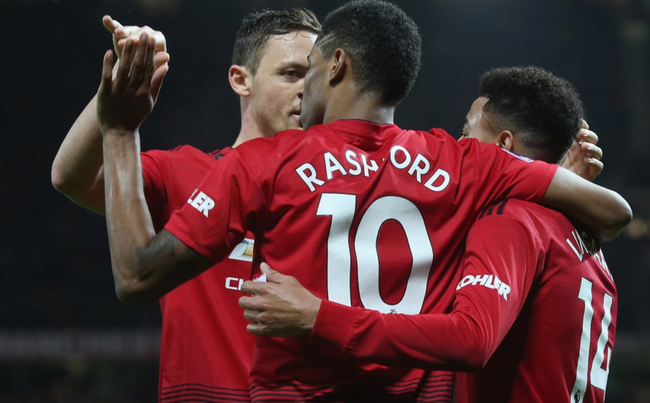 勇士队库里就格林与科尔的冲突发表“良好对话”看法：与我无关（勇士球星库里谈格林与科尔冲突：只是一次“良性沟通”，与我无关）